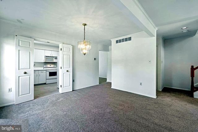 7730 CHATFIELD LN, Ellicott City, MD 21043