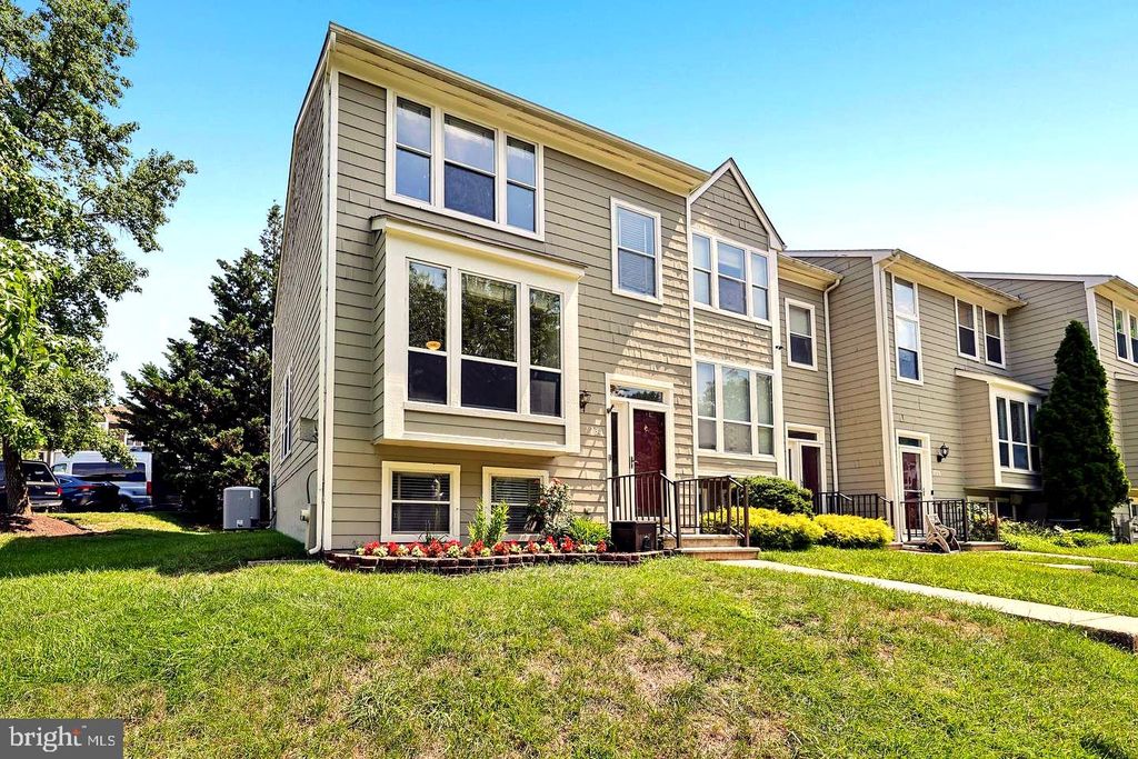7730 CHATFIELD LN, Ellicott City, MD 21043