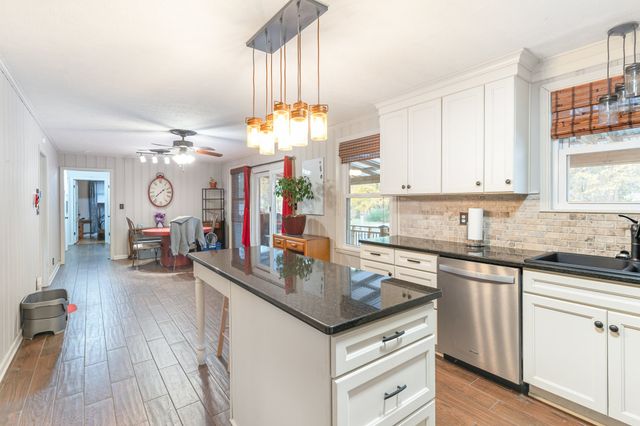 1631 Triangle Rd, Ashland City, TN 37015