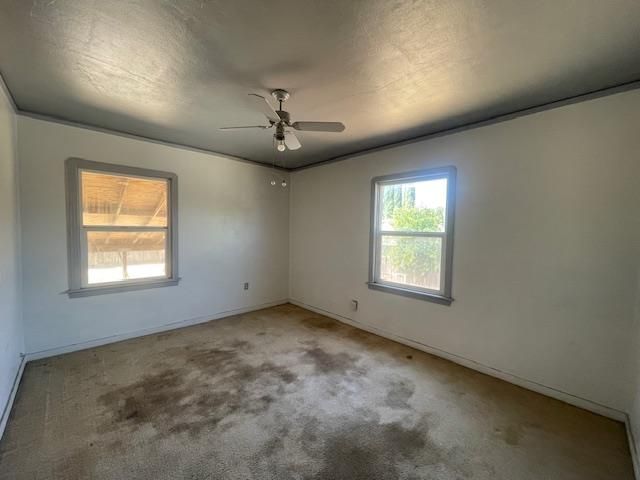 984 Park St, Turlock, CA 95380