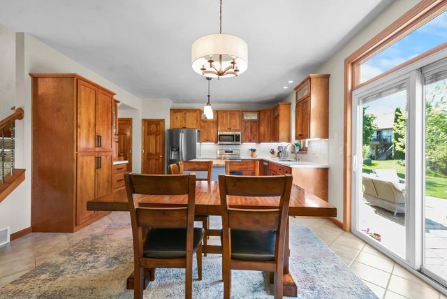 551 COONEN DRIVE, Combined Locks, WI 54113