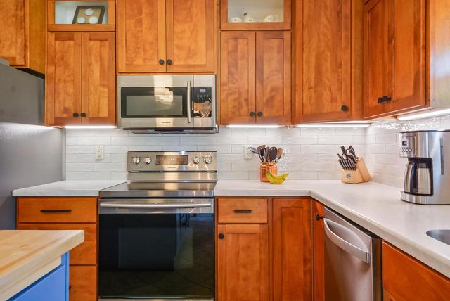 551 COONEN DRIVE, Combined Locks, WI 54113