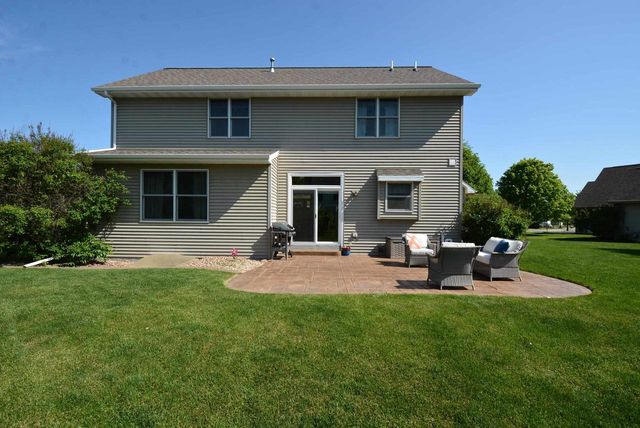 551 COONEN DRIVE, Combined Locks, WI 54113