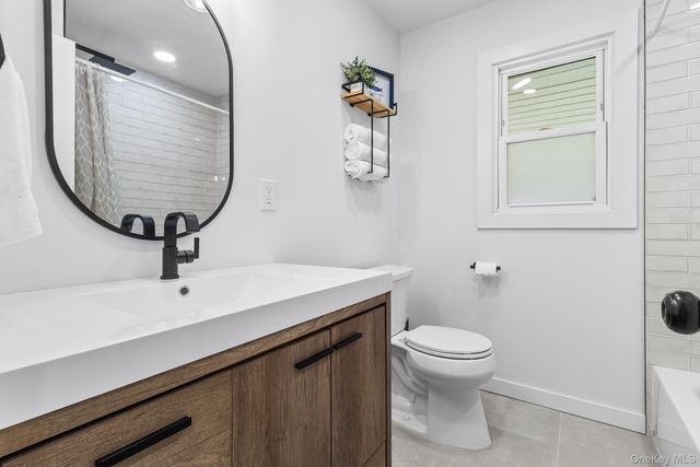 403 15th Street, West Babylon, NY 11704