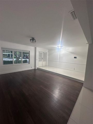 2810 NE 60th St, Fort Lauderdale, FL 33308