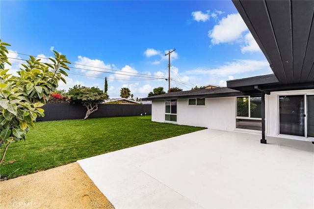 1021 N Laguna Street, Anaheim, CA 92801