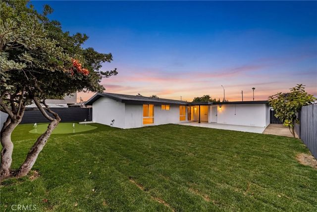 1021 N Laguna Street, Anaheim, CA 92801