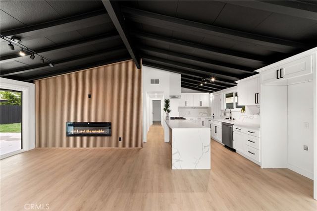 1021 N Laguna Street, Anaheim, CA 92801
