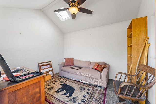 4845 Hazelwood Ave, Carmichael, CA 95608