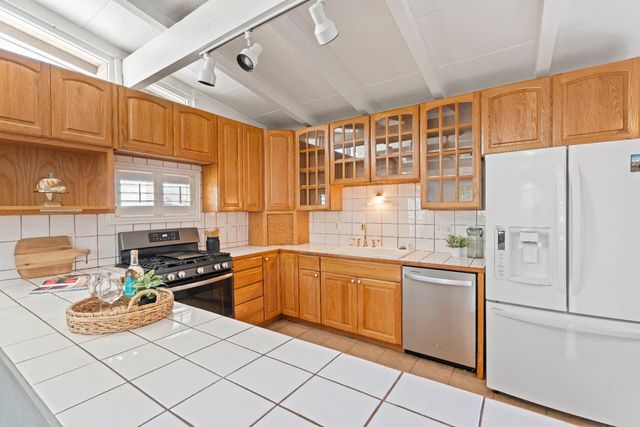 4845 Hazelwood Ave, Carmichael, CA 95608