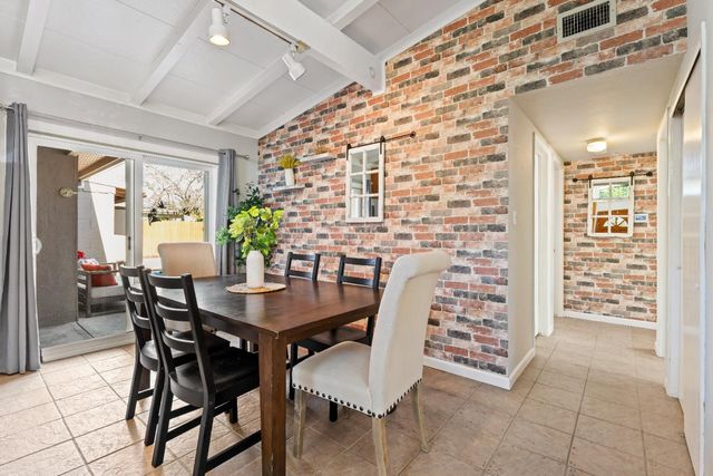 4845 Hazelwood Ave, Carmichael, CA 95608