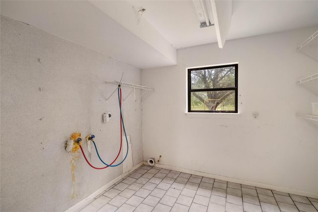 350 Ernest Lemke Rd, Yorktown, TX 78164