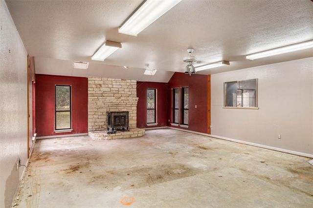 350 Ernest Lemke Rd, Yorktown, TX 78164