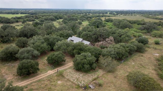 350 Ernest Lemke Rd, Yorktown, TX 78164