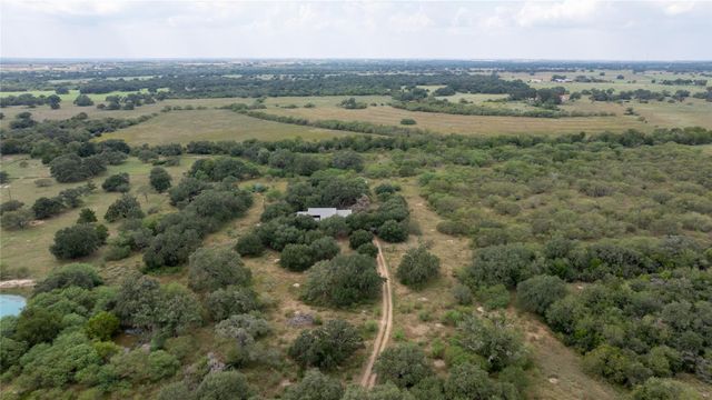 350 Ernest Lemke Rd, Yorktown, TX 78164