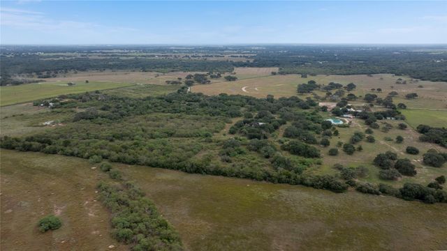 350 Ernest Lemke Rd, Yorktown, TX 78164