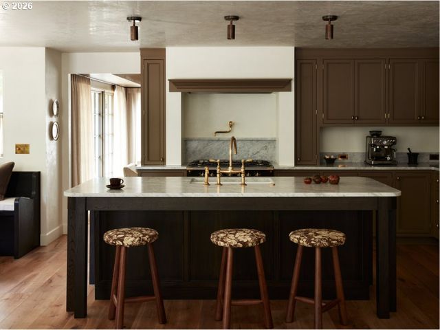 3585 DEER LAKE Ct Se, Salem, OR 97317