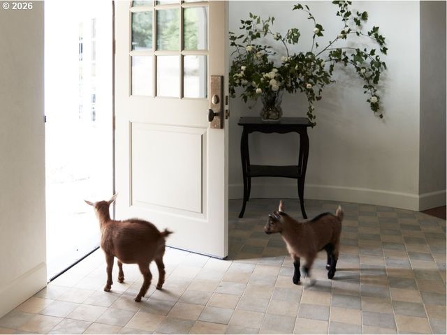 3585 DEER LAKE Ct Se, Salem, OR 97317