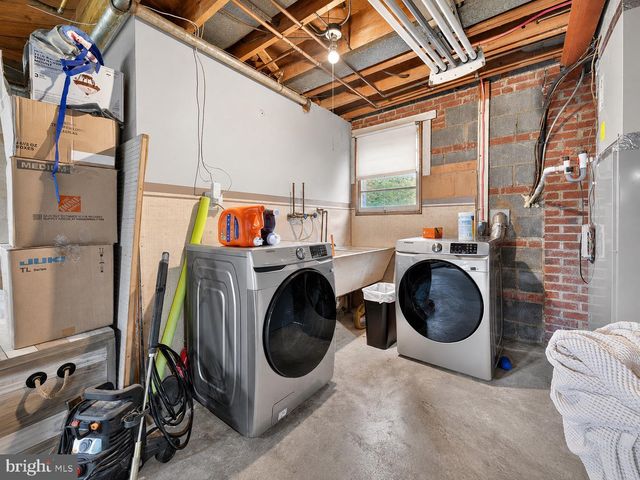 6213 JOYCE DR, Temple Hills, MD 20748