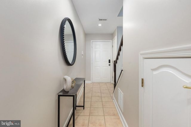 13034 TAXI DR, Woodbridge, VA 22193