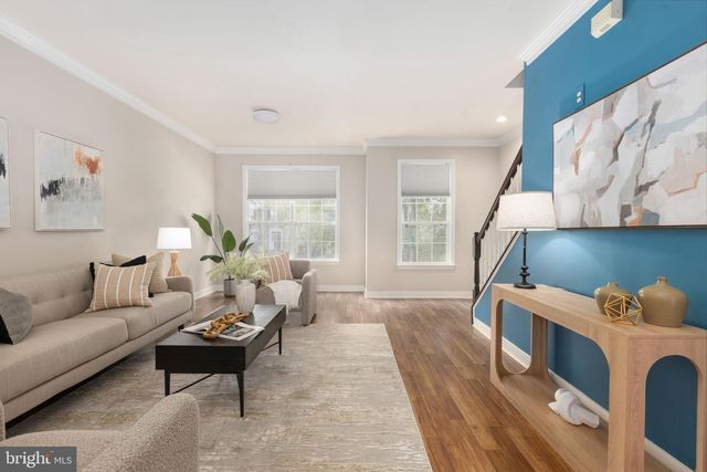 13034 TAXI DR, Woodbridge, VA 22193