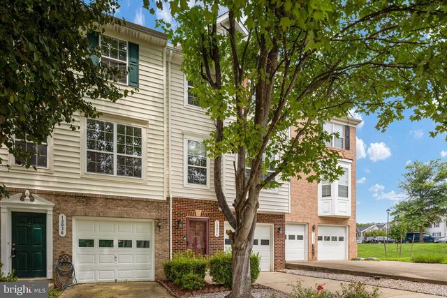 13034 TAXI DR, Woodbridge, VA 22193
