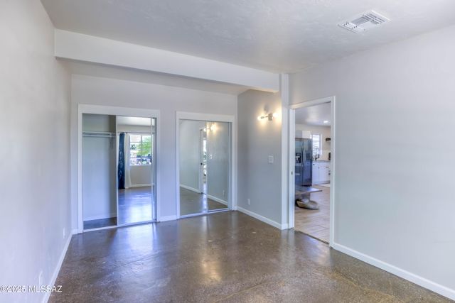 809 S Loyola Avenue, Tucson, AZ 85710