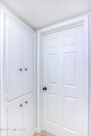 809 S Loyola Avenue, Tucson, AZ 85710