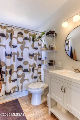 809 S Loyola Avenue, Tucson, AZ 85710