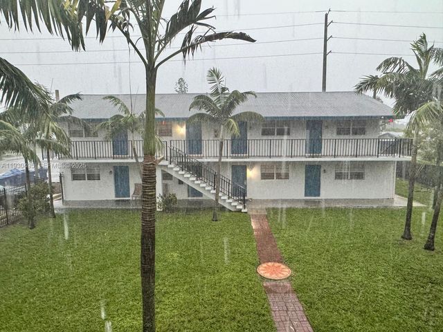 201 W Blue Heron Boulevard, Riviera Beach, FL 33404