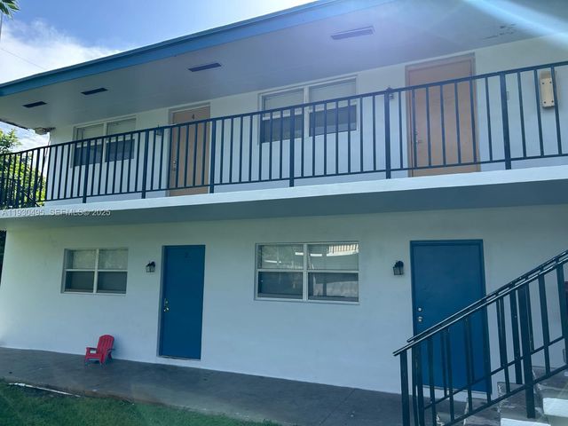 201 W Blue Heron Boulevard, Riviera Beach, FL 33404
