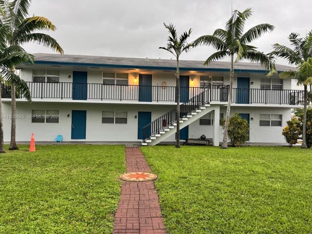 201 W Blue Heron Boulevard, Riviera Beach, FL 33404
