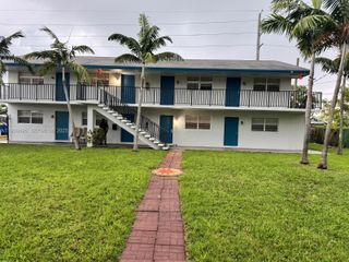 201 W Blue Heron Boulevard, Riviera Beach, FL 33404