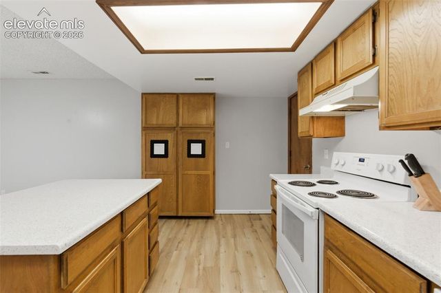 6987 Gayle Lyn Lane, Colorado Springs, CO 80919