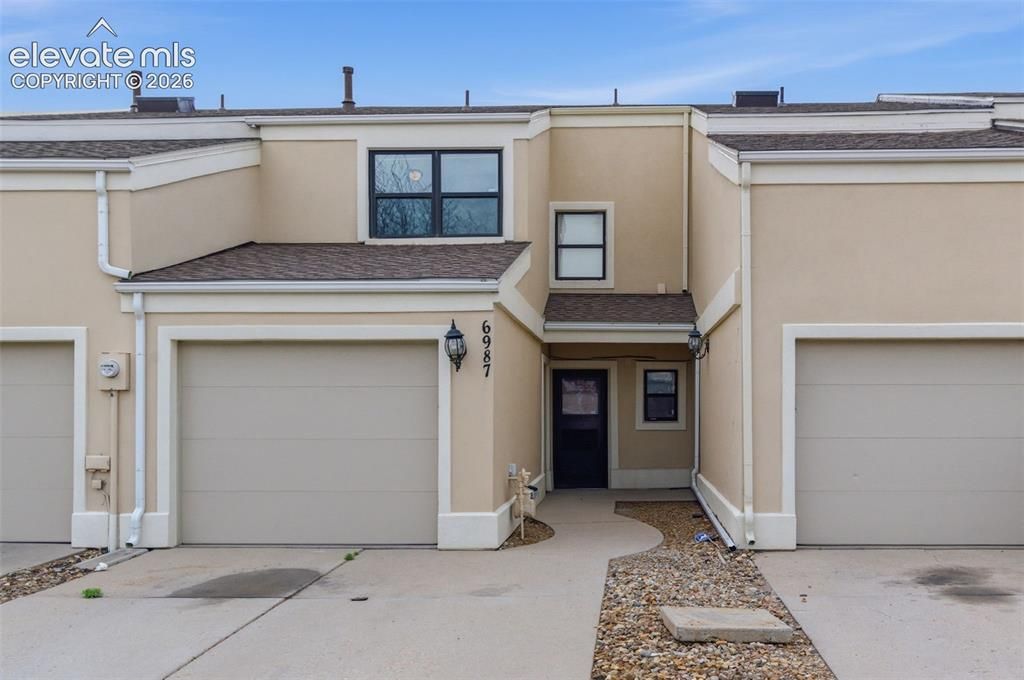 6987 Gayle Lyn Lane, Colorado Springs, CO 80919