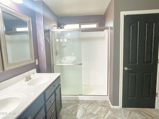 51 S 57th Place, Mesa, AZ 85206