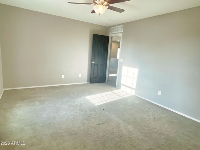 51 S 57th Place, Mesa, AZ 85206