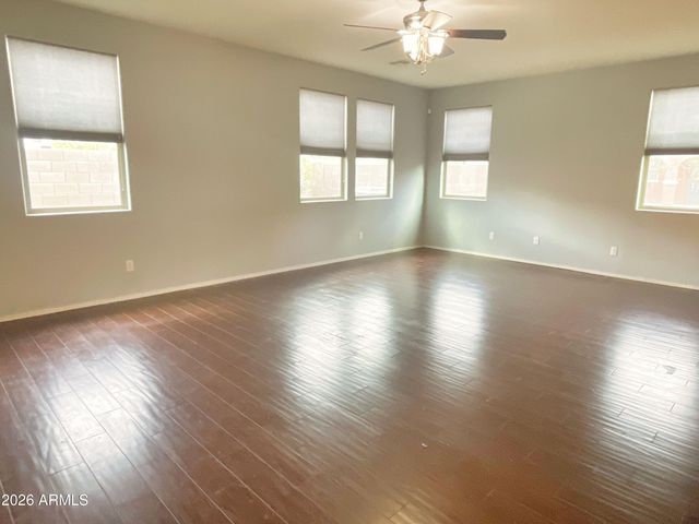 51 S 57th Place, Mesa, AZ 85206