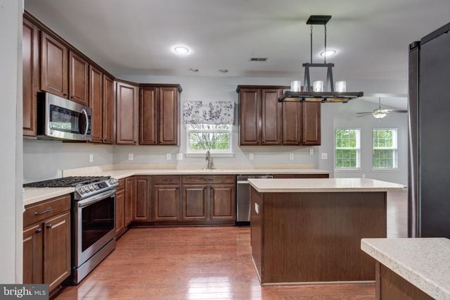 2511 HIGHCREST CT, Manchester, MD 21102