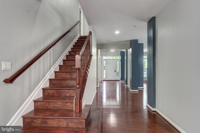 2511 HIGHCREST CT, Manchester, MD 21102