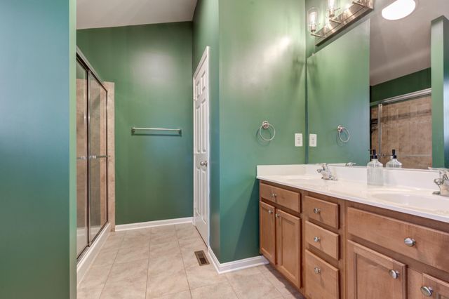 2511 HIGHCREST CT, Manchester, MD 21102