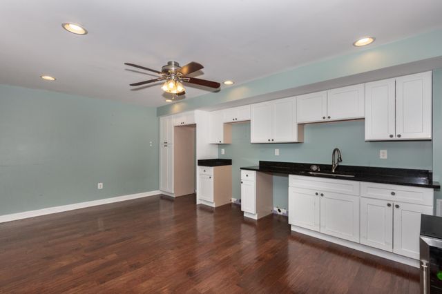 2511 HIGHCREST CT, Manchester, MD 21102