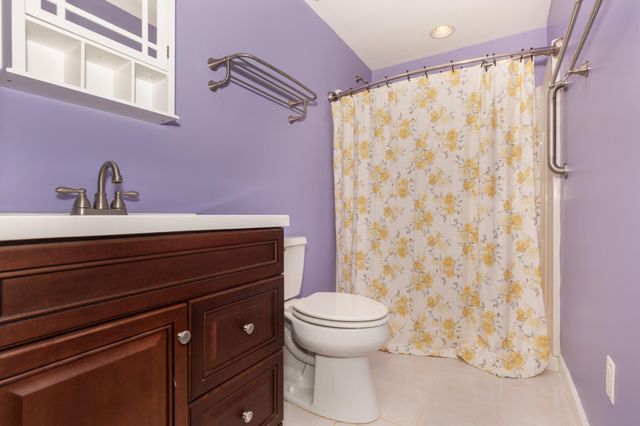 2511 HIGHCREST CT, Manchester, MD 21102