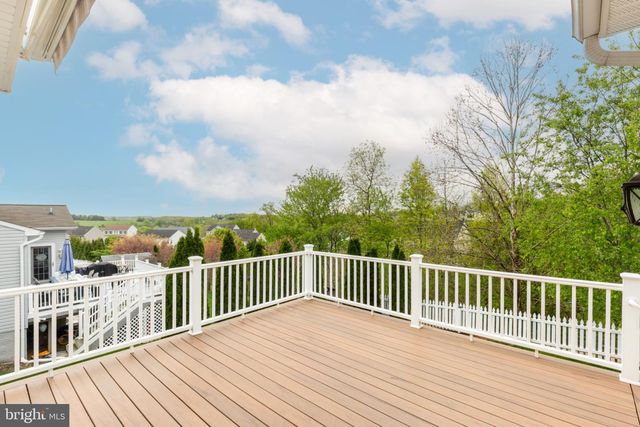 2511 HIGHCREST CT, Manchester, MD 21102