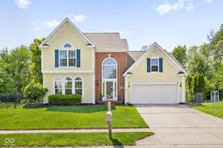 11280 Walking Wood Lane, Fishers, IN 46037