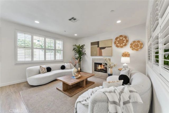 6041 Saticoy Place, Fontana, CA 92336