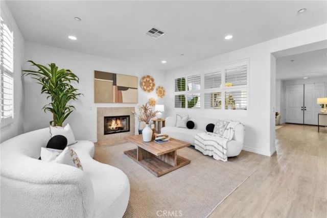 6041 Saticoy Place, Fontana, CA 92336