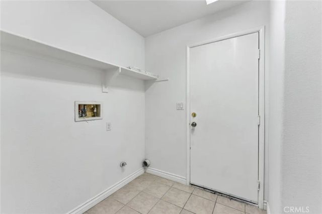 6041 Saticoy Place, Fontana, CA 92336