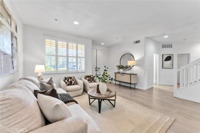 6041 Saticoy Place, Fontana, CA 92336