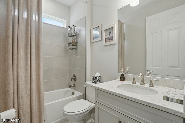 28165 Captiva Shell LOOP, Bonita Springs, FL 34135